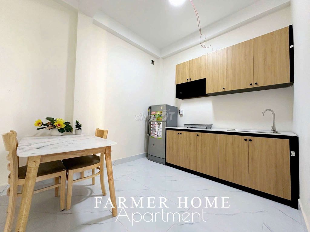 Фото 3: Квартира 2 спальни 55 м² с балконом, полностью меблирована, Нгуен Тхыонг Хиен, район 3