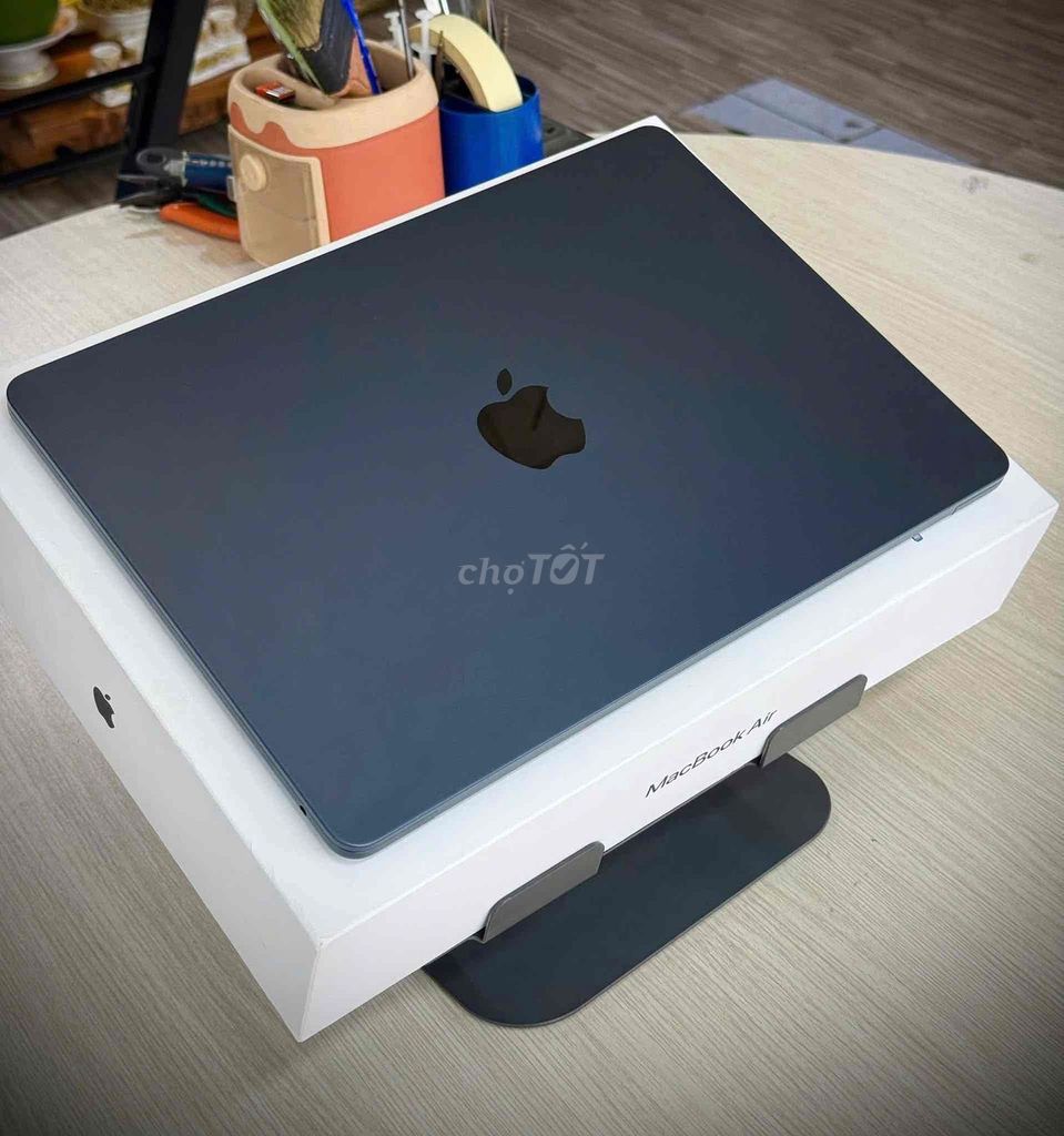 Фото 3: Apple MacBook Air 15 M4 15 дюймов 16GB/256GB серый