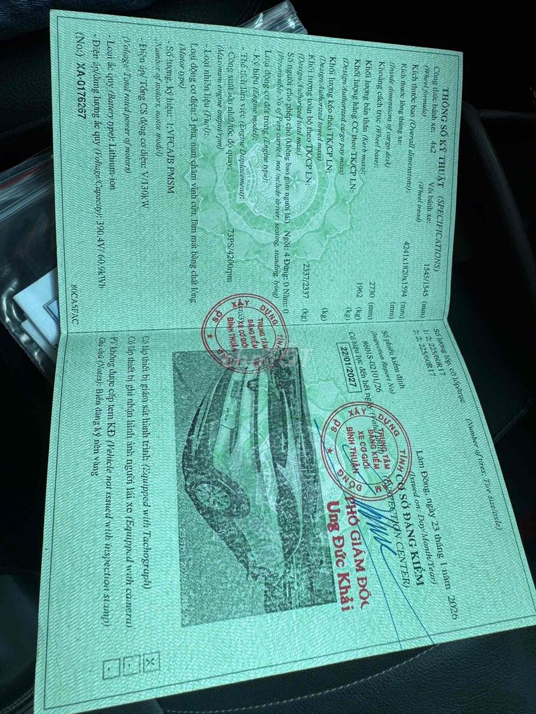 VinFast VF6S белый 90000 км 5 мест