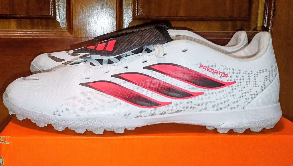 Бутсы Adidas Predator Club TF FT 98%