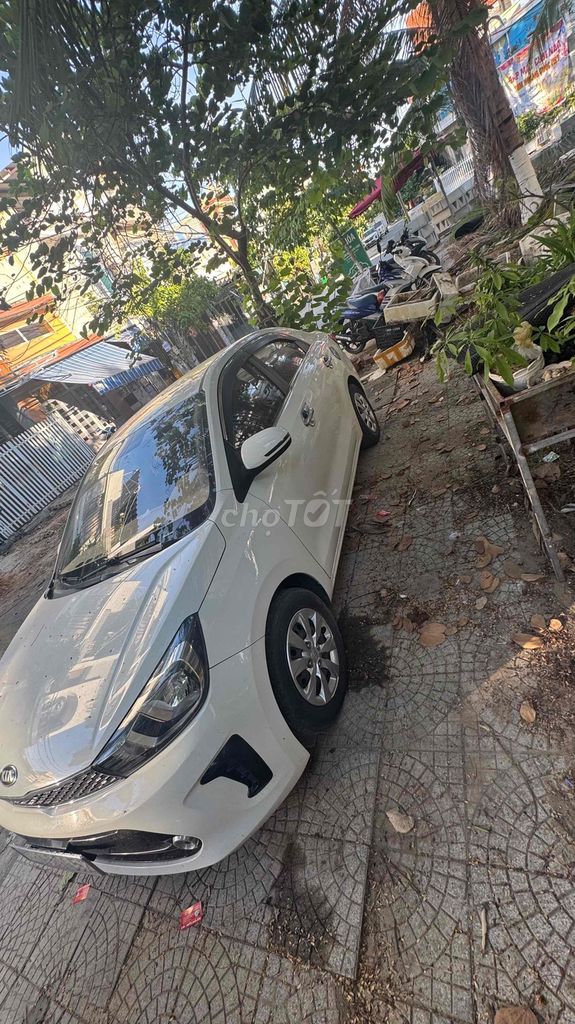 Фото 2: Kia soluto