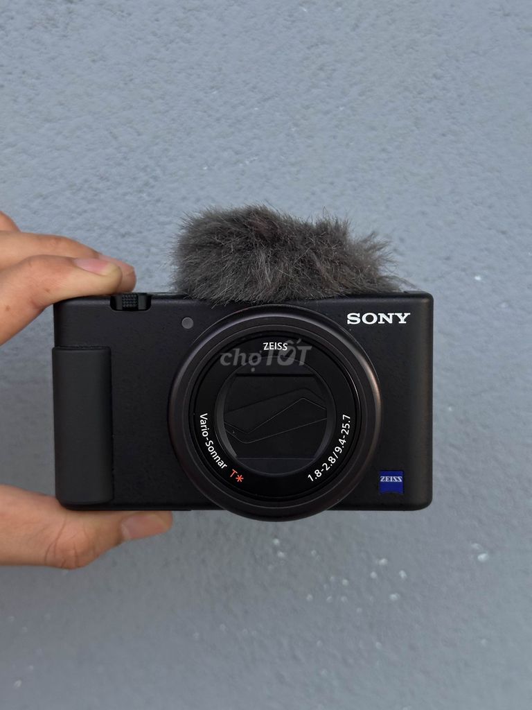 Камера Sony ZV1 Черная как новая 99%