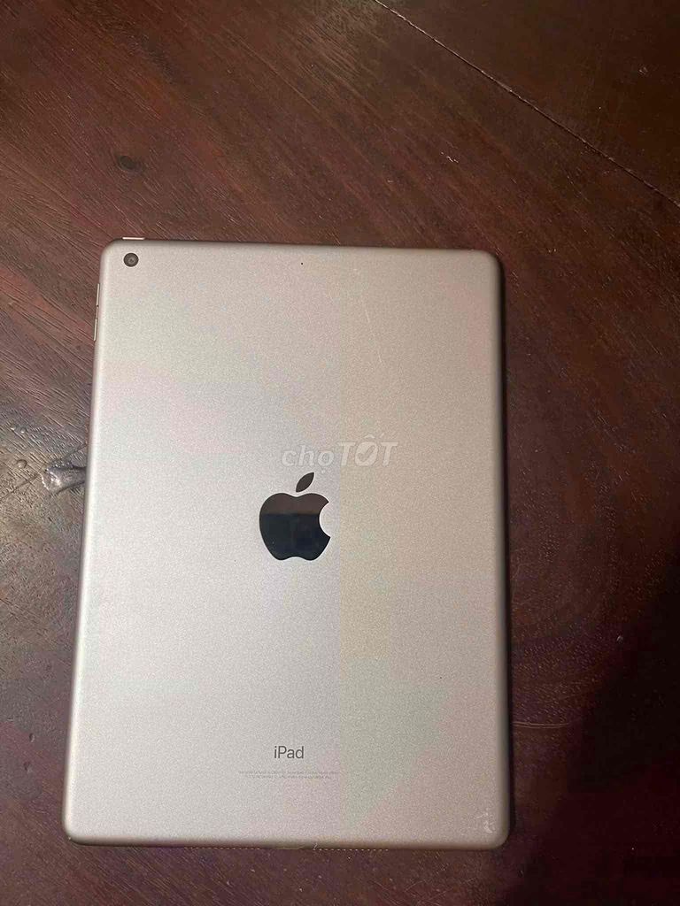Фото 2: Apple iPad Gen 6 128GB WiFi