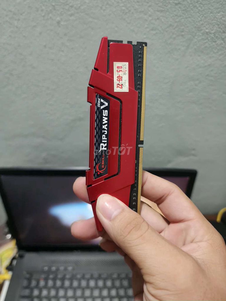 RAM G.Skill Ripjaws V Красная