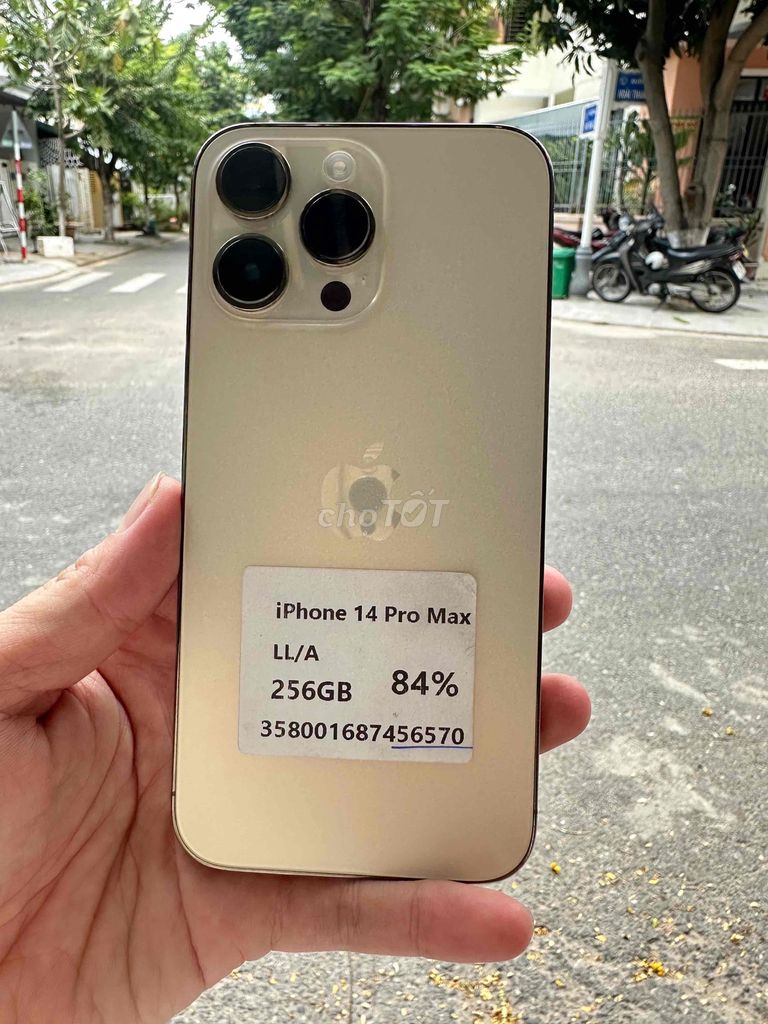 Фото 3: Apple iPhone 14 Pro Max 256GB Золотой, б/у