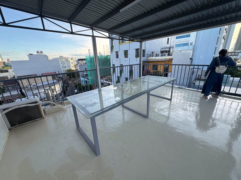 Фото 2: TÒA CĂN HỘ SÁT VINCOM  - PHỐ HÀN DU LỊCH 9 CĂN HỘ GIÁ 60TR/TH