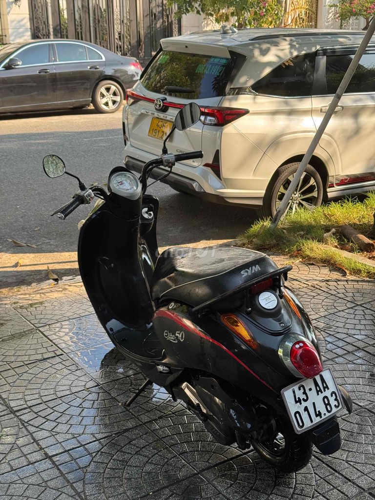 Фото 3: SYM Elite 50cc Черный