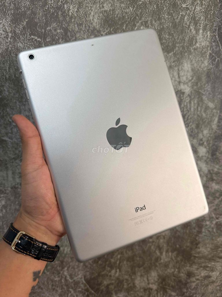Фото 2: iPad Air 1 Wifi 32GB работает отлично