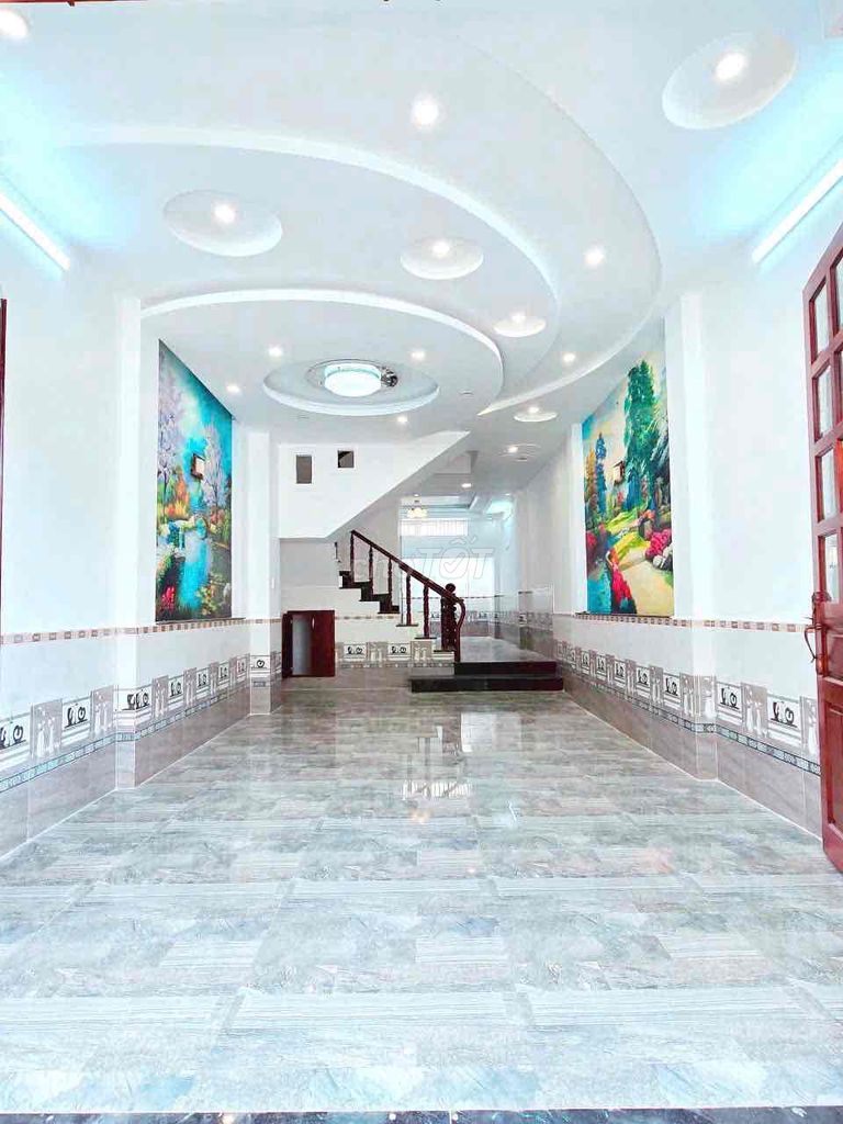 Фото 3: 🟢 Фасадная часть, внутренняя улица Бонг Шао 4м x 16, торговый район