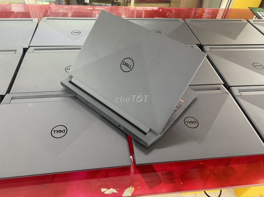 Dell G15 5520 i5-12400H 16GB/512GB RTX 3050