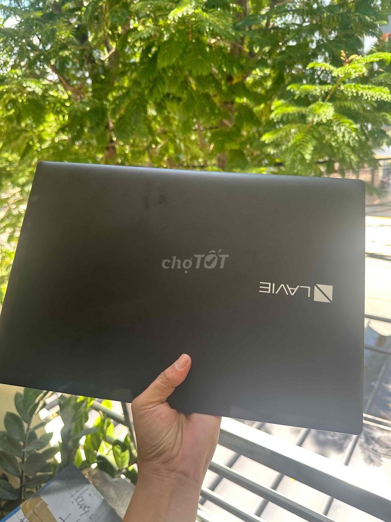NEC Lavie i7-8550U 15.6 дюймов 8GB/128GB черный
