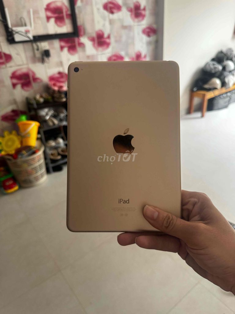 Apple iPad mini 4 Золотой 128GB