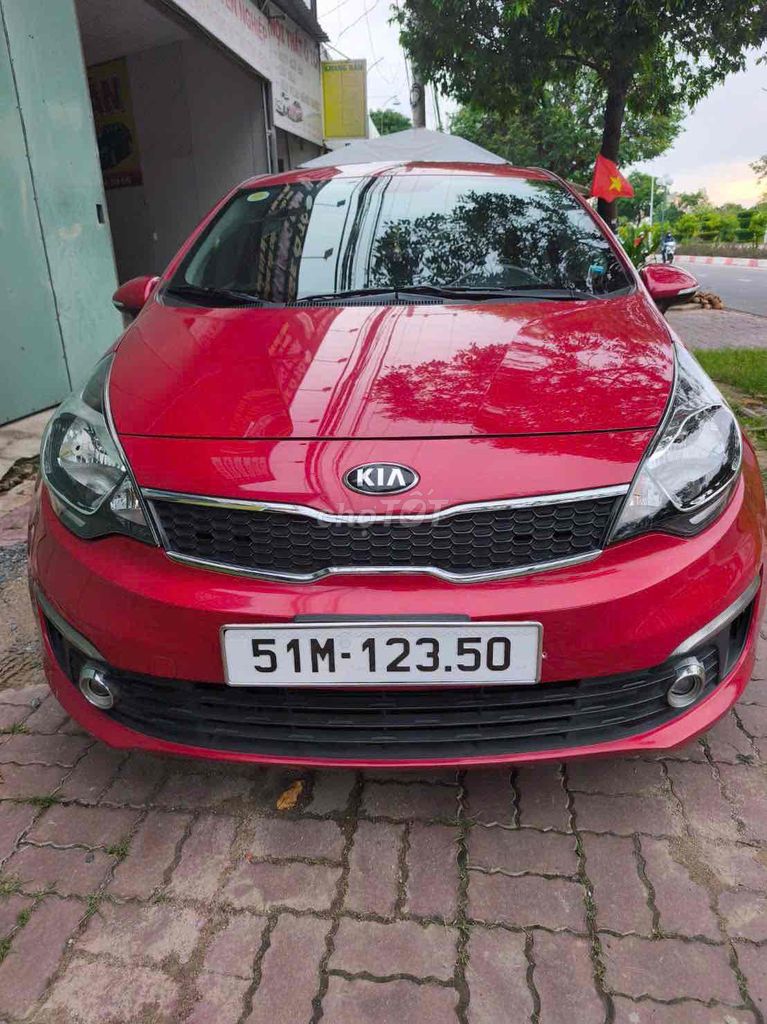 KIA RIO 2015 Автомат Красный