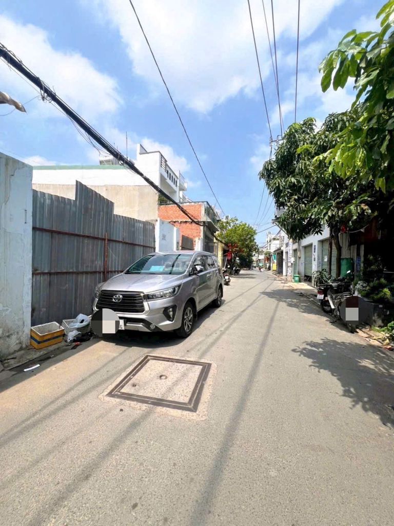 Фото 2: УЧАСТОК С ПОЛНЫМ ЖИЛЫМ НАЗНАЧЕНИЕМ – ФАСАД НА ОТВЕТВЛЕНИИ УЛИЦЫ TÂN THỚI HIỆP 21 – 90М²