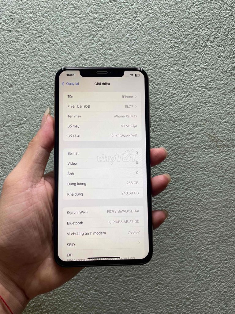 Фото 3: iPhone Xs Max 256GB, состояние ниже