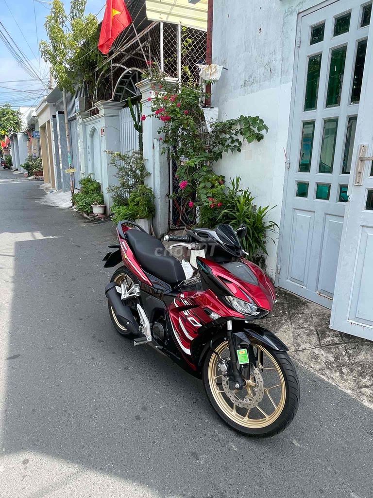 Honda Winner 2024 Красный черный Вьетнам