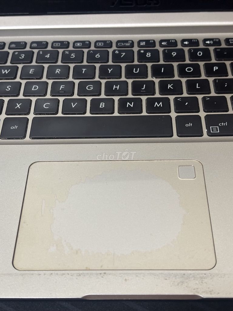 Фото 2: ASUS X510UQ i7-7500U 16GB/1.1TB Like New