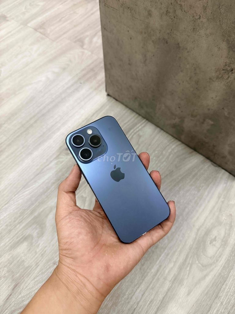 Apple iPhone 15 Pro 128GB синий