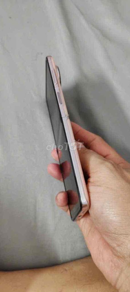 Фото 2: Oppo Find N3 Flip Розовый Складной телефон