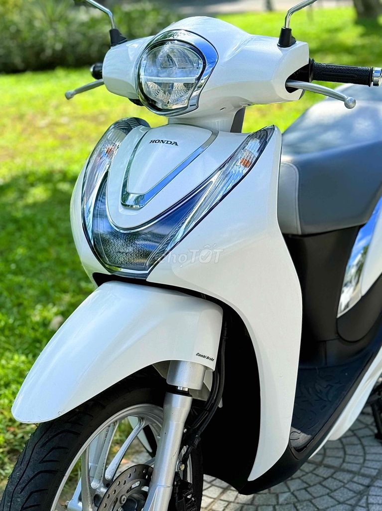 Фото 3: Honda Sh mode 2025 Trắng