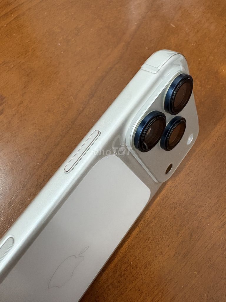 Apple iPhone 17 Pro 256GB Серебристый (американская версия, оригинал)