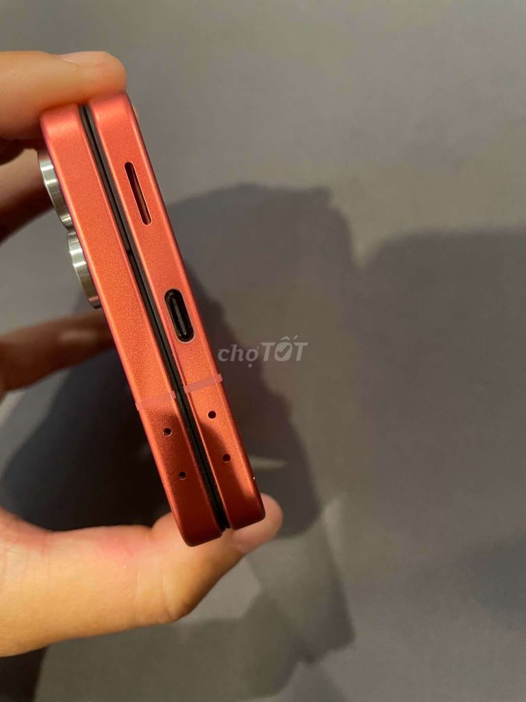 Samsung Zflip 7 256GB Красный