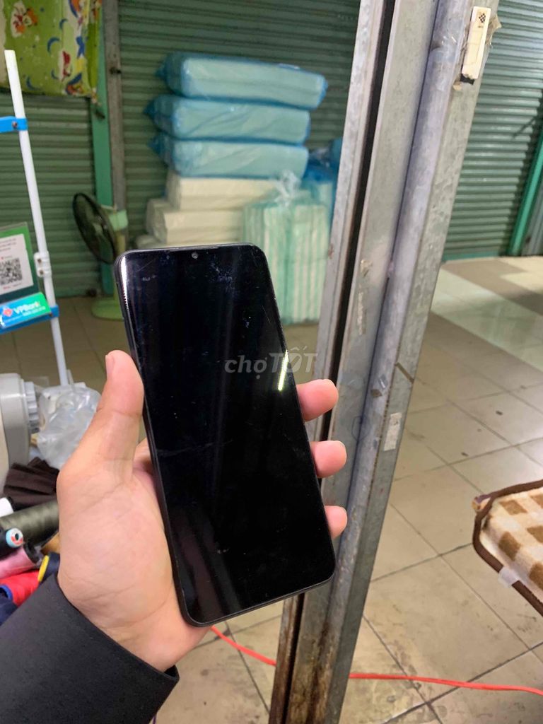Фото 2: POCO C40 4GB/64GB черный