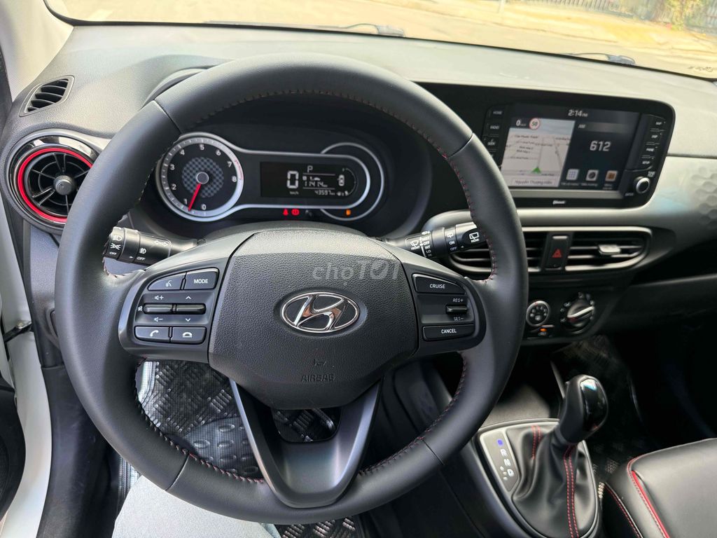 Фото 3: Hyundai I10 2022 1.2 AT Автомат Белый