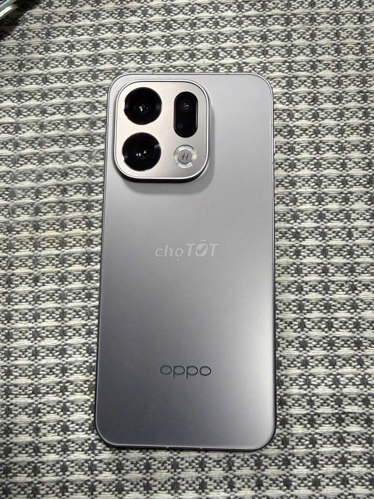 Oppo Find X9 12GB/256GB Серый Титан