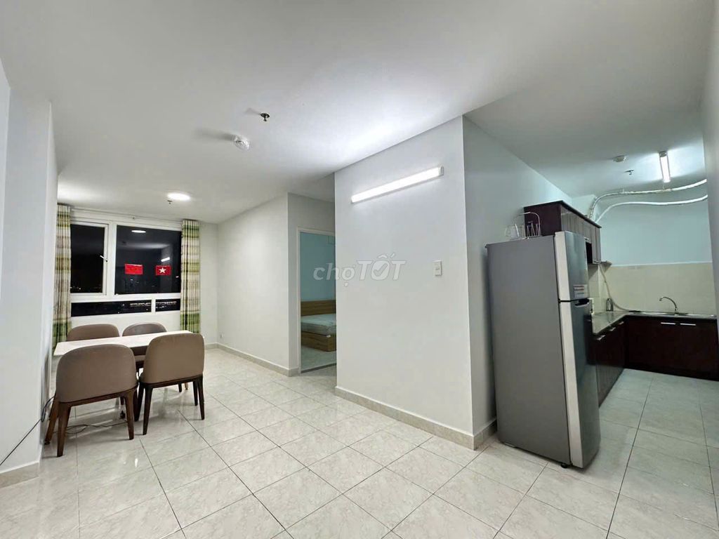 Фото 2: ЖК Hiệp Thành Building. Lê Văn Khương. Q12. 83м2 2 спальни. Базовая мебель. 7 млн