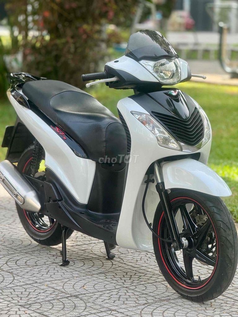 SH125 Белый Вьет-Италия 2012 Серия 501 номер 43