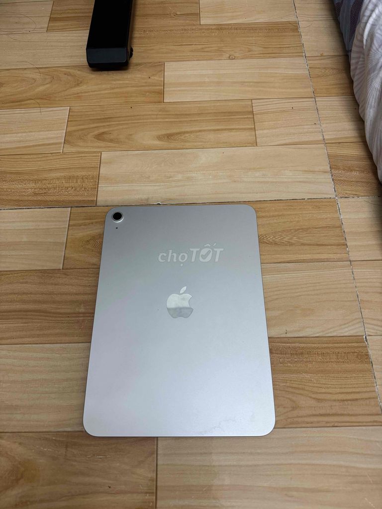 Apple iPad Gen 11 (A16) серебристый, как новый + Apple Pencil