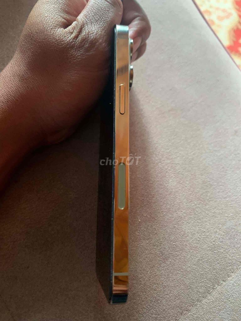 Фото 3: Apple iPhone 14 Pro Max 256GB золотой, заменена батарея