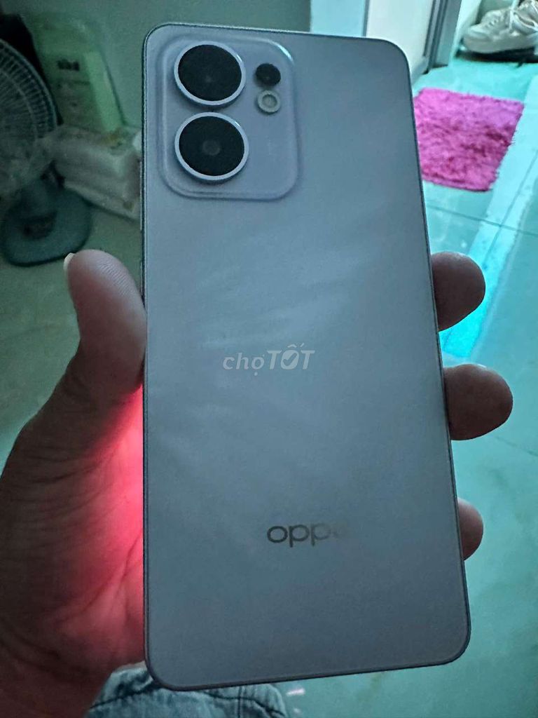Oppo Reno 13F 5G 12GB/512GB Серый Б/У