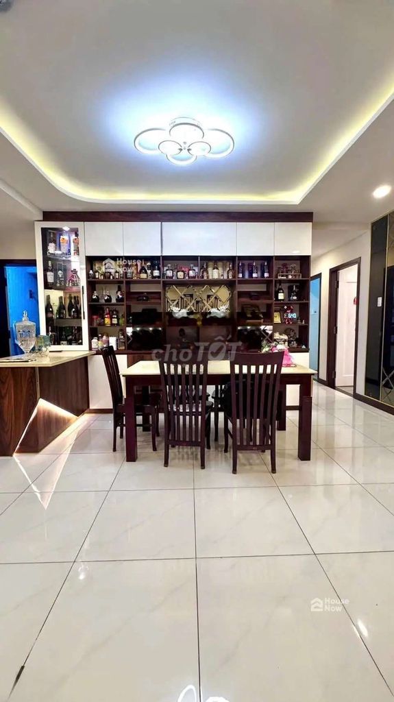Фото 3: Сдается Giai Việt Q8 — квартира 3 спальни, суперпросторная 150 м², полностью с мебелью✨16,5 млн, торг