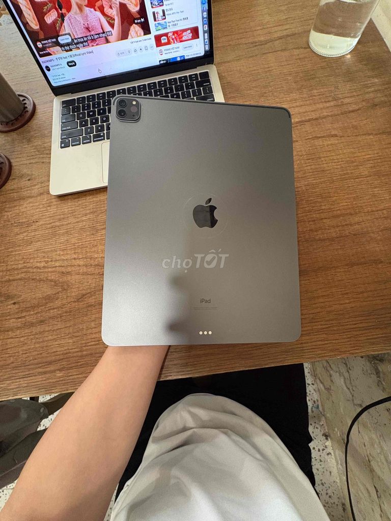 Apple iPad Pro Серый 13 дюймов