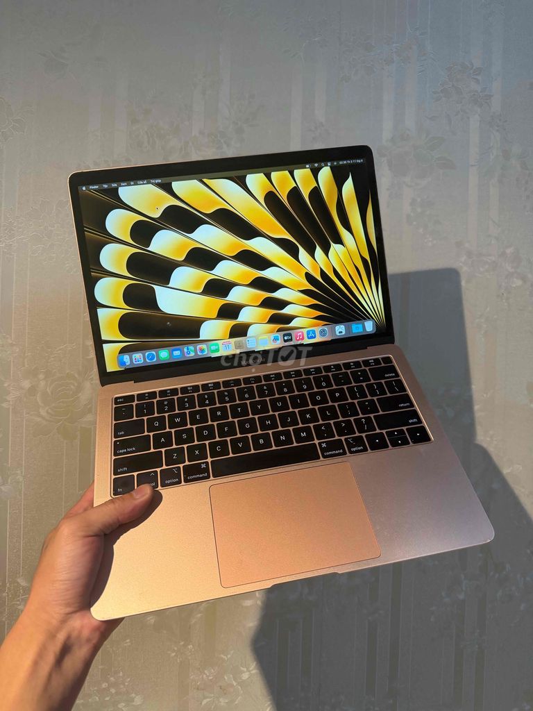 MacBook Air 2018 i5 13 inch 8GB/128GB золотой