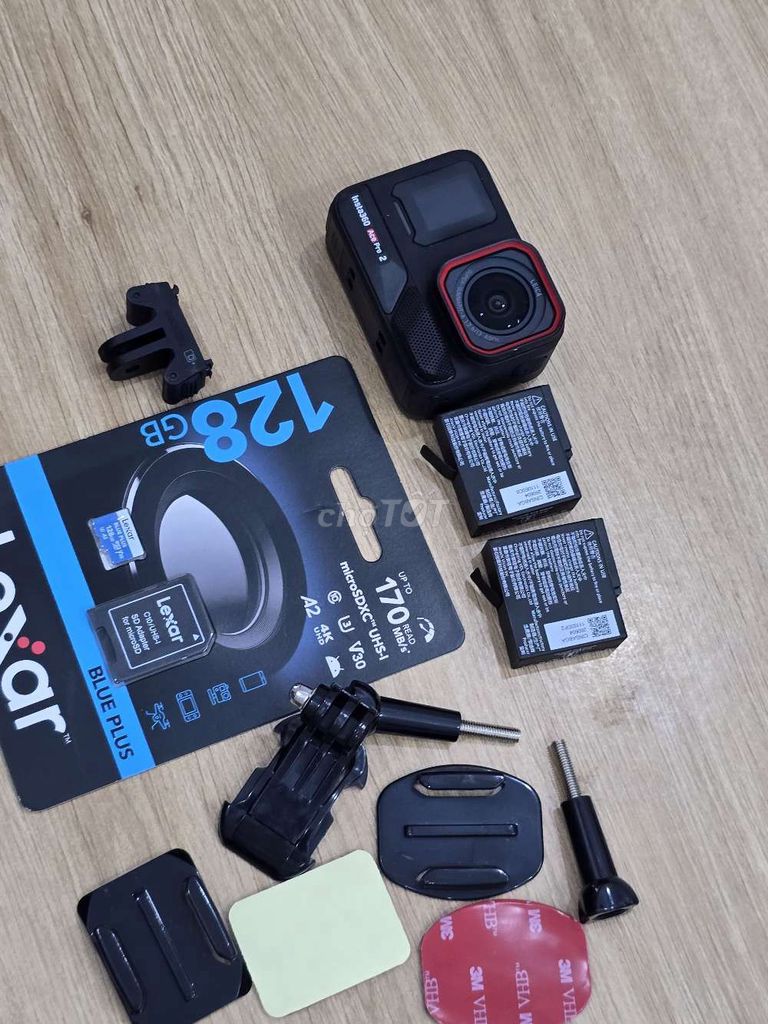 Фото 2: Камера Insta360 Ace Pro 2 128GB Черный