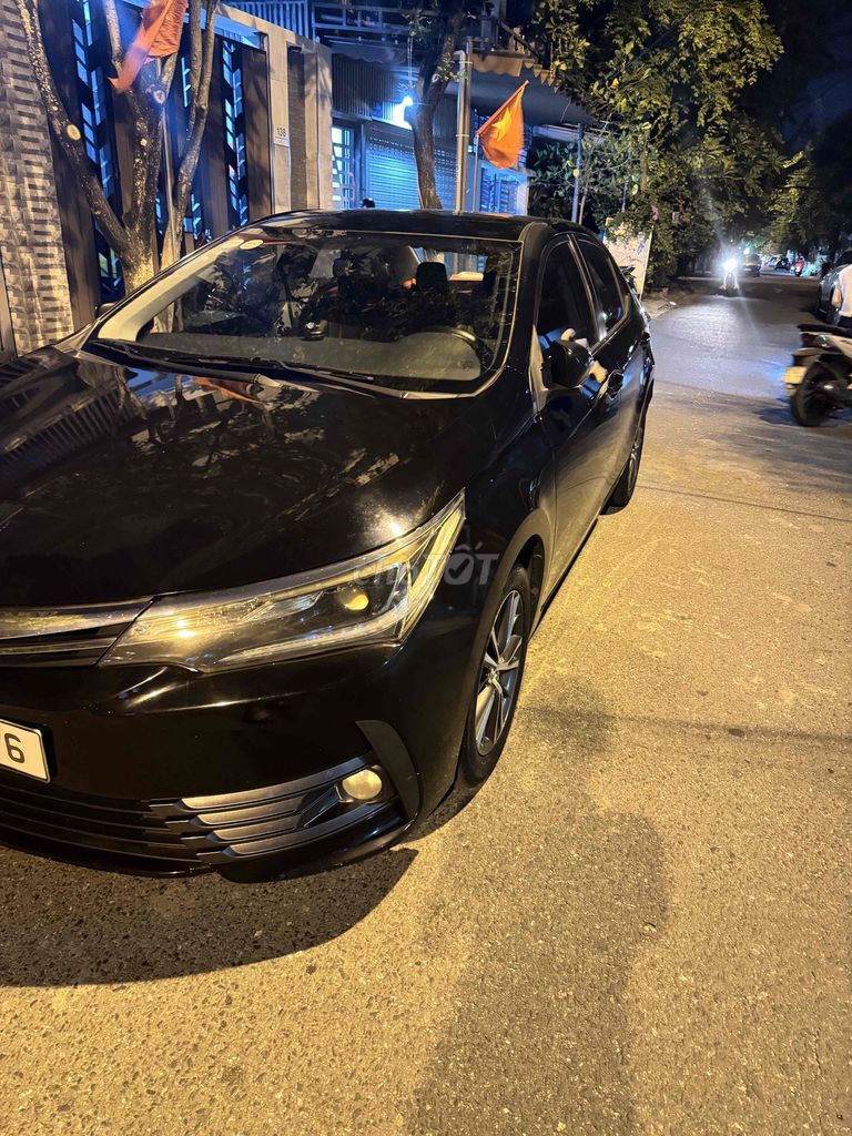 Фото 3: Toyota Corolla Altis 2.0V AT последний выпуск 2017
