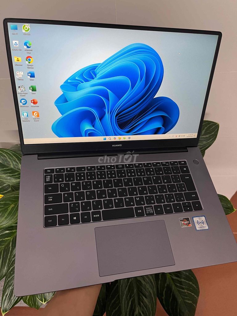 Huawei MateBook Ryzen 7 ssd 512gb