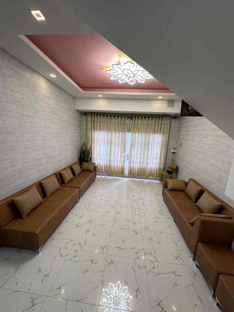 Фото 2: 🏡 СДАЁТСЯ ДОМ ЦЕЛИКОМ – ЧАН АНЬ ТОНГ, ДАЛАТ 🏠 Конструкция: 1 цокольный +