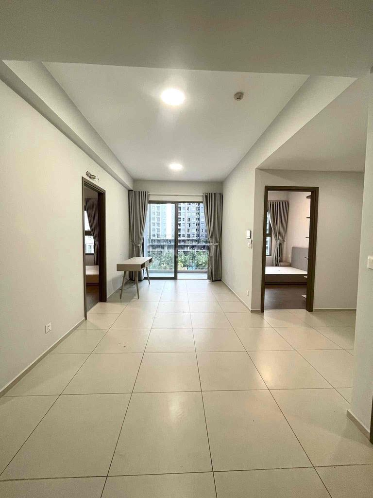 Квартира 2 спальни - 60 м² - цена 7 млн - вид на внутреннюю территорию