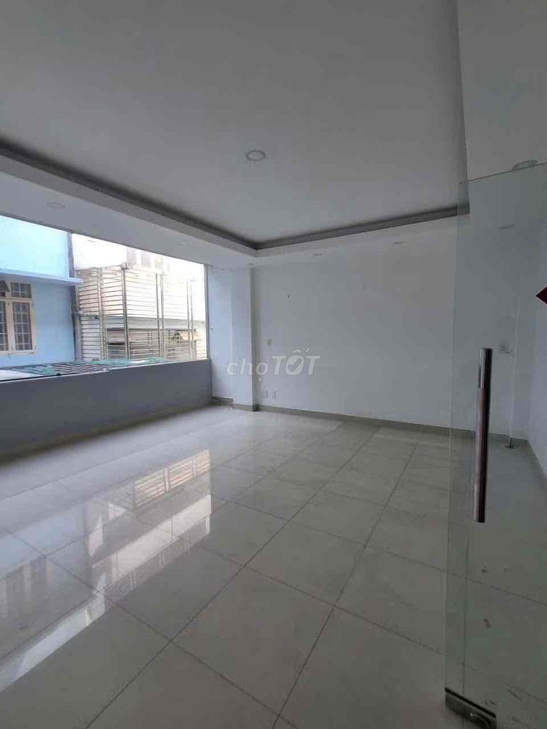 Фото 2: Nhà mặt tiền kinh doanh đường 4 khu Tên Lửa 6x23,3 có lầu. Tiện kinh doanh mọi ngành nghề
