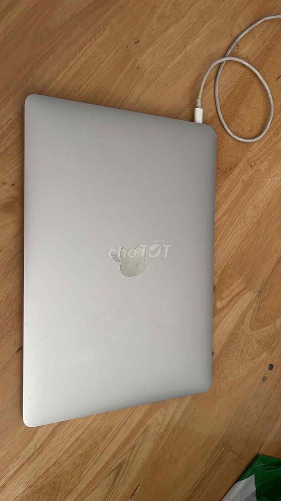 Apple MacBook Pro серебристый как новый