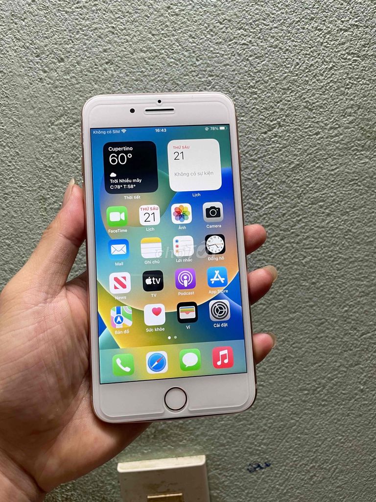 iPhone 8 Plus 64GB Международная версия, все функции