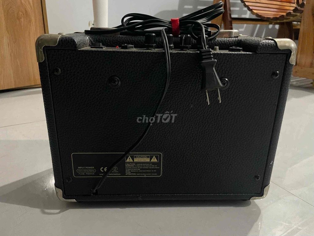 Фото 2: Усилитель для гитары Bacchus BGA-10 Black, б/у