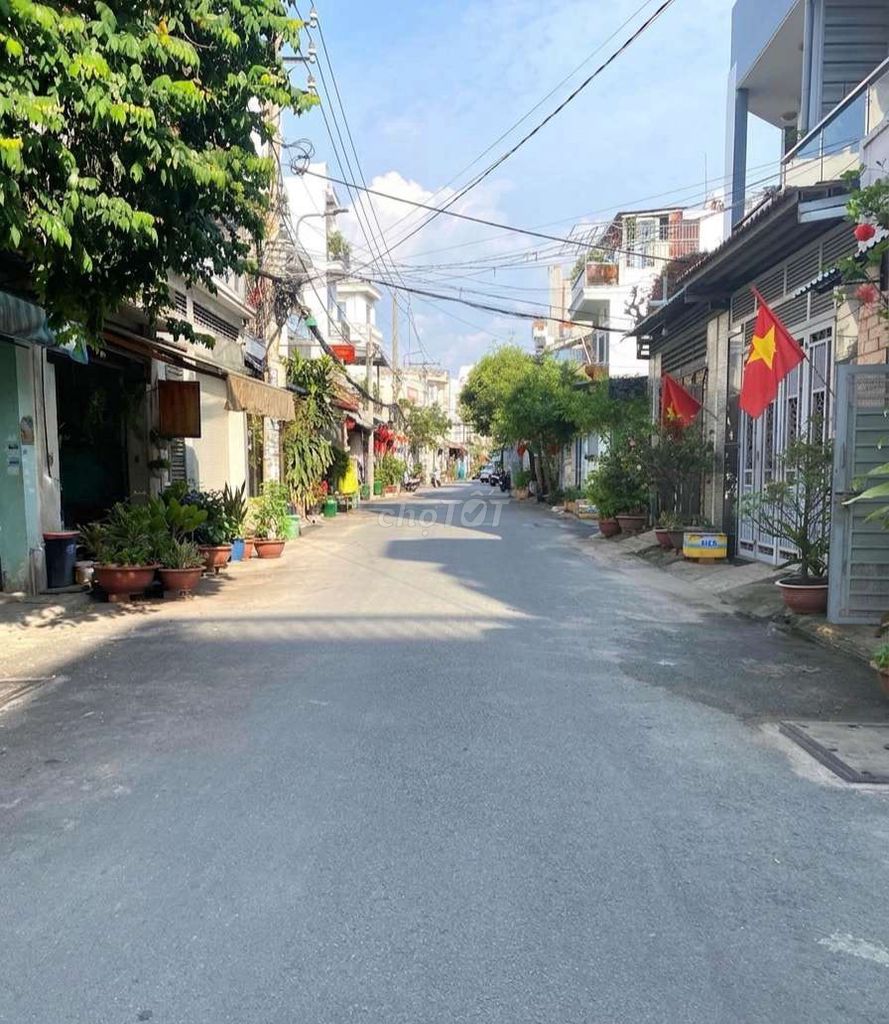 Фото 2: ФАСАД В ПЕРЕУЛКЕ ДЛЯ ГРУЗОВИКОВ - HIỆP THÀNH CITY - 60М2 - 2 ЭТАЖА - 4,8 МЛРД