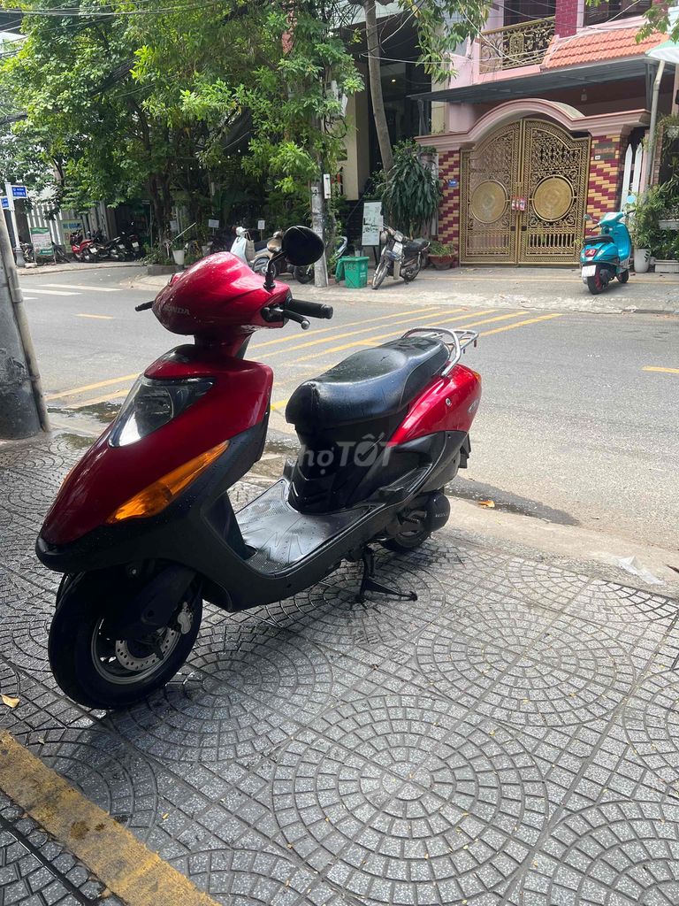 Фото 2: Honda 125cc очень красивый, мощный, экономичный