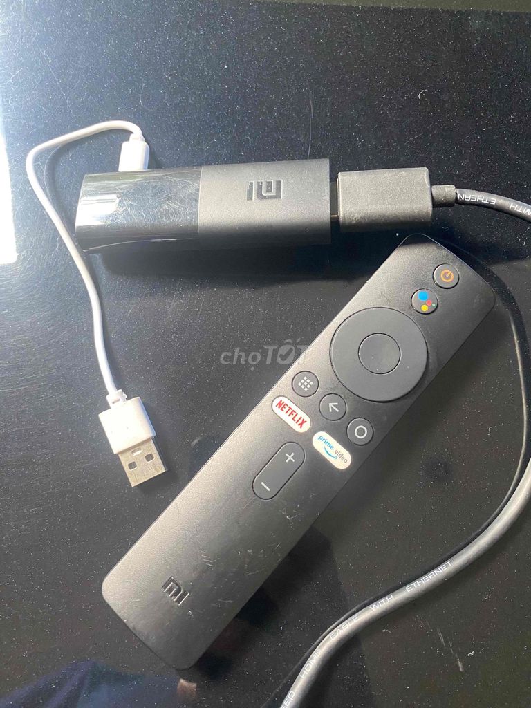 Фото 2: ТВ-приставка Xiaomi Mi TV Stick 4K MDZ-27-AA черная
