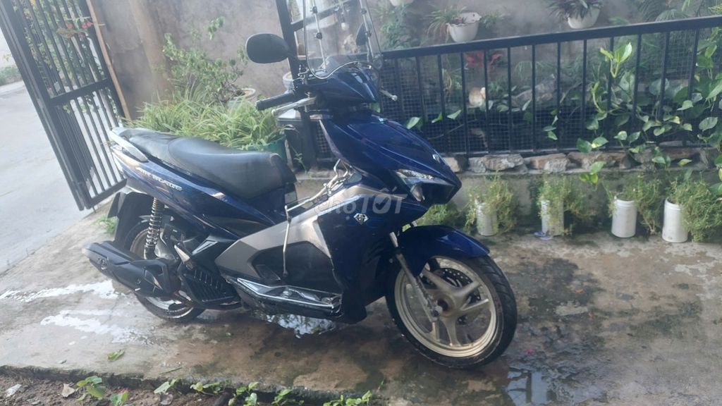 Honda Air Blade 125cc 2016 сине-серебристо-черный